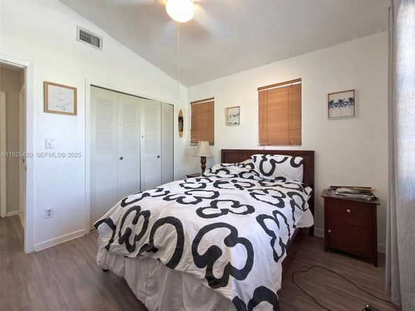 13921 SW 164th St, Miami FL 33177