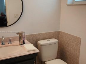 35 Colonial Club Dr 203, Boynton Beach FL 33435