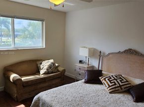 35 Colonial Club Dr 203, Boynton Beach FL 33435