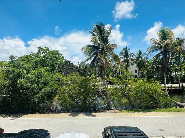 924 SE 2nd St 9, Fort Lauderdale FL 33301