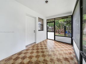 136 Cayman Dr, Palm Springs FL 33461