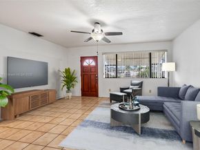 136 Cayman Dr, Palm Springs FL 33461