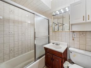 136 Cayman Dr, Palm Springs FL 33461