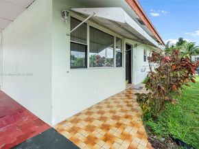 136 Cayman Dr, Palm Springs FL 33461