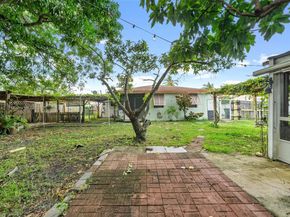 136 Cayman Dr, Palm Springs FL 33461