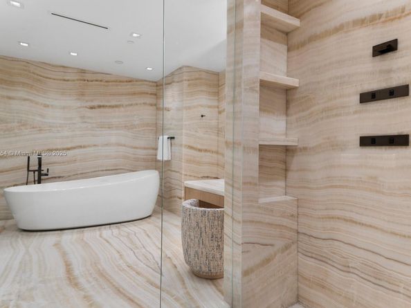 18501 Collins Ave 3704, Sunny Isles Beach FL 33160