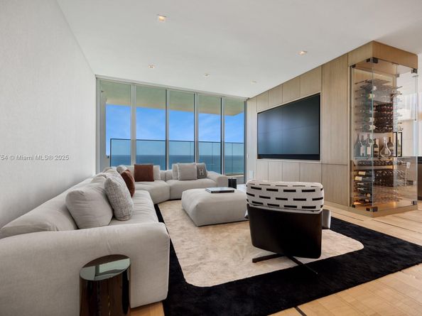 18501 Collins Ave 3704, Sunny Isles Beach FL 33160