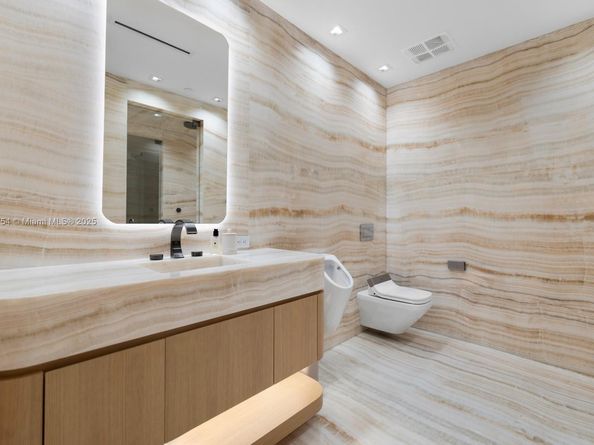 18501 Collins Ave 3704, Sunny Isles Beach FL 33160