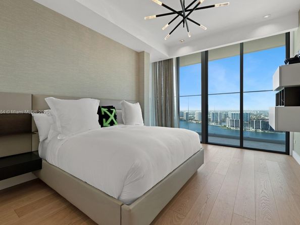 18501 Collins Ave 3704, Sunny Isles Beach FL 33160