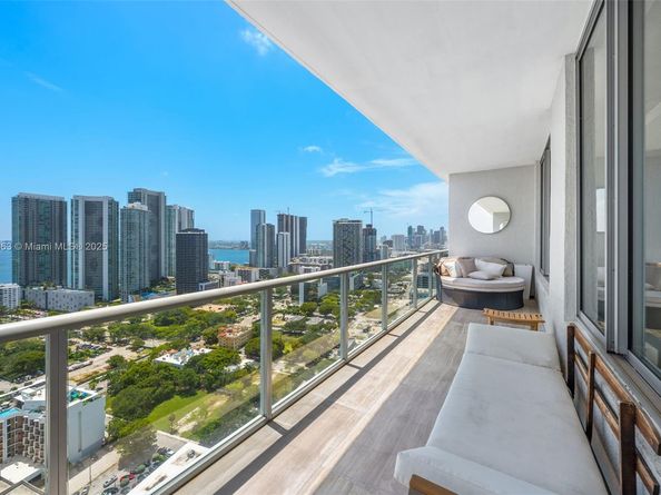 3470 E Coast Ave PH207, Miami FL 33137