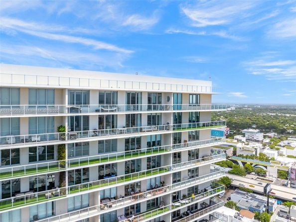 3470 E Coast Ave PH207, Miami FL 33137