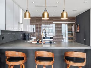 3470 E Coast Ave PH207, Miami FL 33137