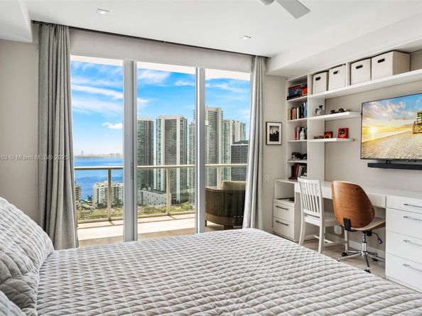 3470 E Coast Ave PH207, Miami FL 33137