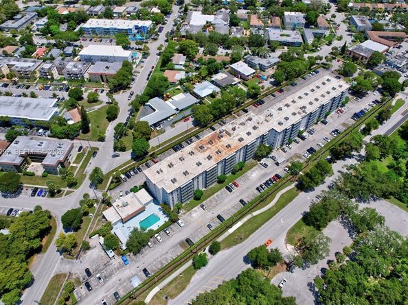 16851 NE 23 Avenue 611, North Miami Beach FL 33160