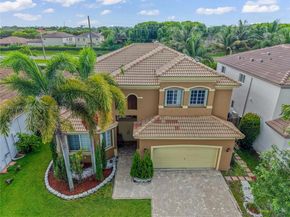1884 SE 19th St, Homestead FL 33035