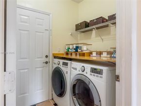 1884 SE 19th St, Homestead FL 33035