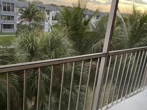 17000 NW 67th Ave 437, Hialeah FL 33015