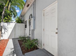 341 S Biscayne River Dr, Miami FL 33169