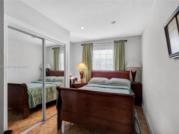 341 S Biscayne River Dr, Miami FL 33169