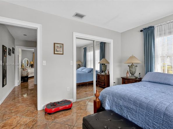 341 S Biscayne River Dr, Miami FL 33169