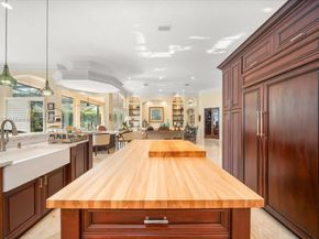 125 Dockside Cir, Weston FL 33327
