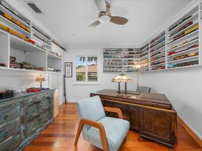 125 Dockside Cir, Weston FL 33327