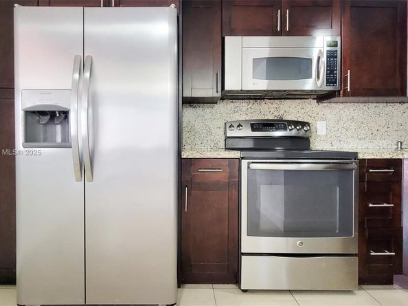 5320 W 26 Ave 108, Hialeah FL 33016