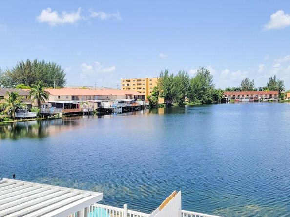 5320 W 26 Ave 108, Hialeah FL 33016