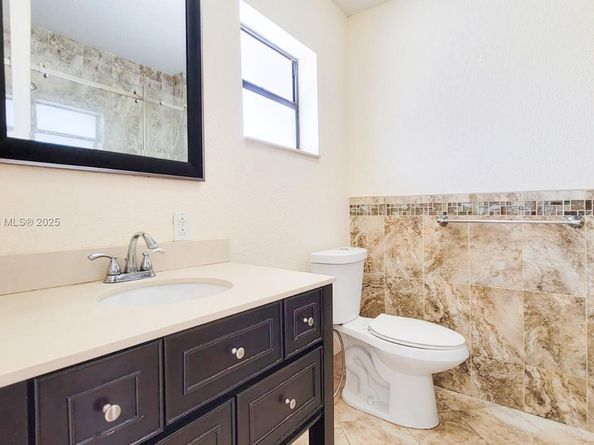 5320 W 26 Ave 108, Hialeah FL 33016