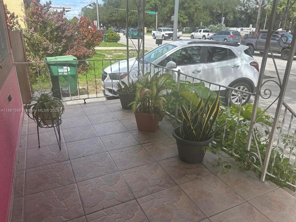 16350 NW 37th Ave, Miami Gardens FL 33054