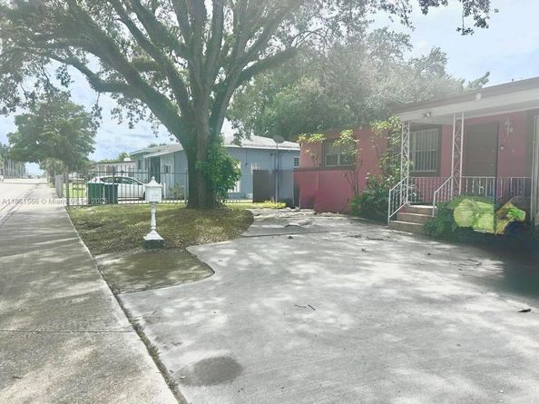 16350 NW 37th Ave, Miami Gardens FL 33054