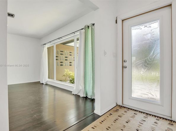 2019 NE 31st Ave, Fort Lauderdale FL 33305