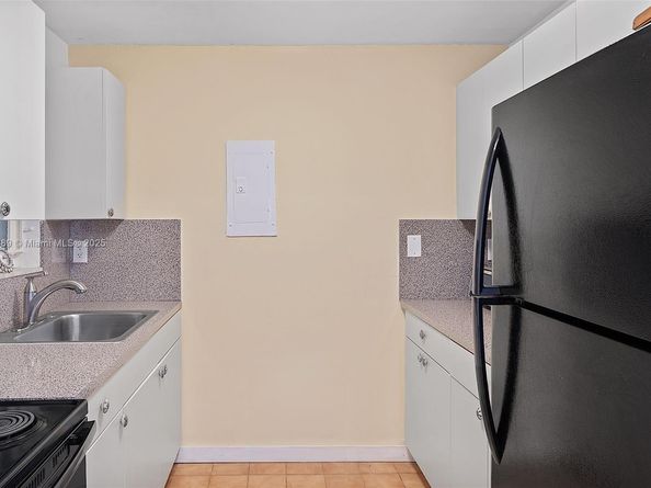 1337 NW 1st St 12, Miami FL 33125