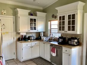 10640 NW 32nd St, Sunrise FL 33351
