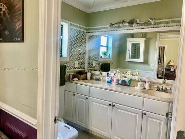 10640 NW 32nd St, Sunrise FL 33351