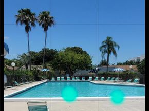10640 NW 32nd St, Sunrise FL 33351