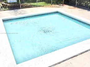 10640 NW 32nd St, Sunrise FL 33351