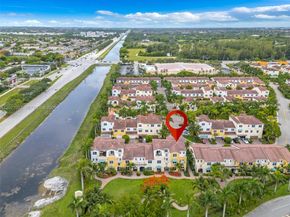 12427 NW 18th Ct, Pembroke Pines FL 33028