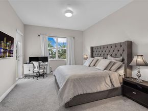 12427 NW 18th Ct, Pembroke Pines FL 33028