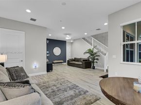 12427 NW 18th Ct, Pembroke Pines FL 33028