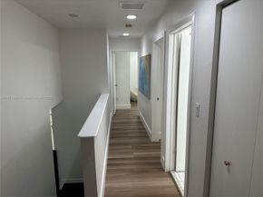 11 NE 151st St, Miami FL 33162