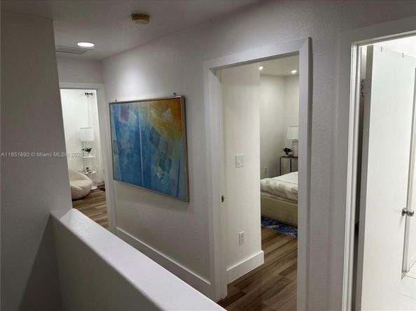 11 NE 151st St, Miami FL 33162