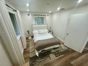 11 NE 151st St, Miami FL 33162