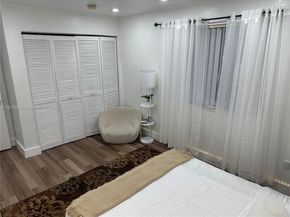 11 NE 151st St, Miami FL 33162