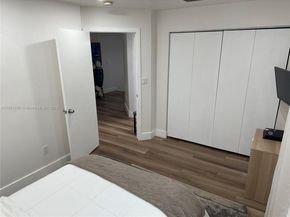 11 NE 151st St, Miami FL 33162