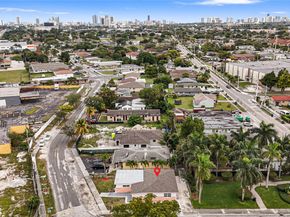 988 NW 10th St, Hallandale Beach FL 33009