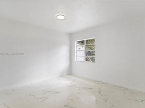 988 NW 10th St, Hallandale Beach FL 33009