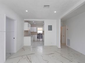 988 NW 10th St, Hallandale Beach FL 33009