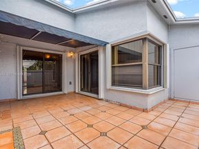 6476 SW 152nd Cir Pl 1476, Miami FL 33193