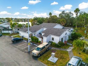 6476 SW 152nd Cir Pl 1476, Miami FL 33193